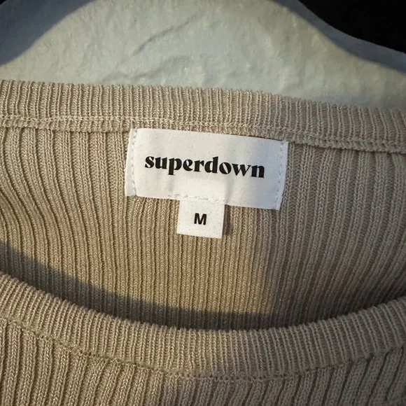 Superdown Tan Long Sleeve Crop-top - Picture 3 of 6